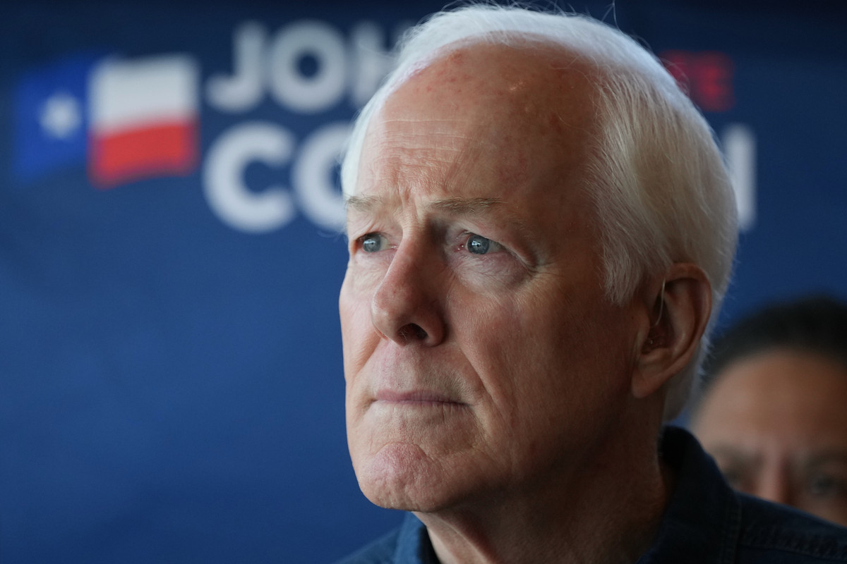 In Texas, a Veteran Senator Battles for Political Survival in a Transformed GOP