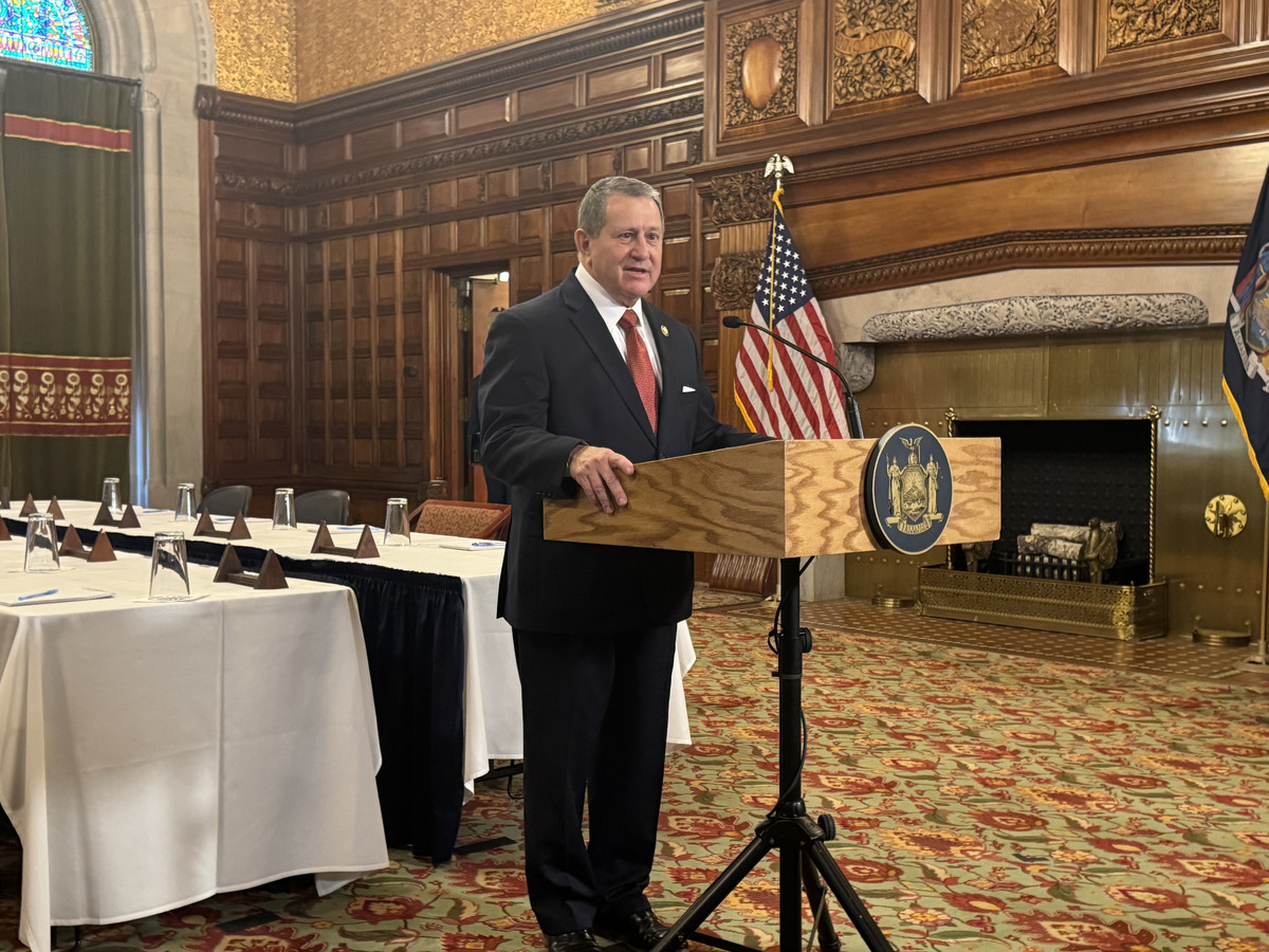 New York Democrats Push Constitutional Amendment to Redraw House Maps Before 2028