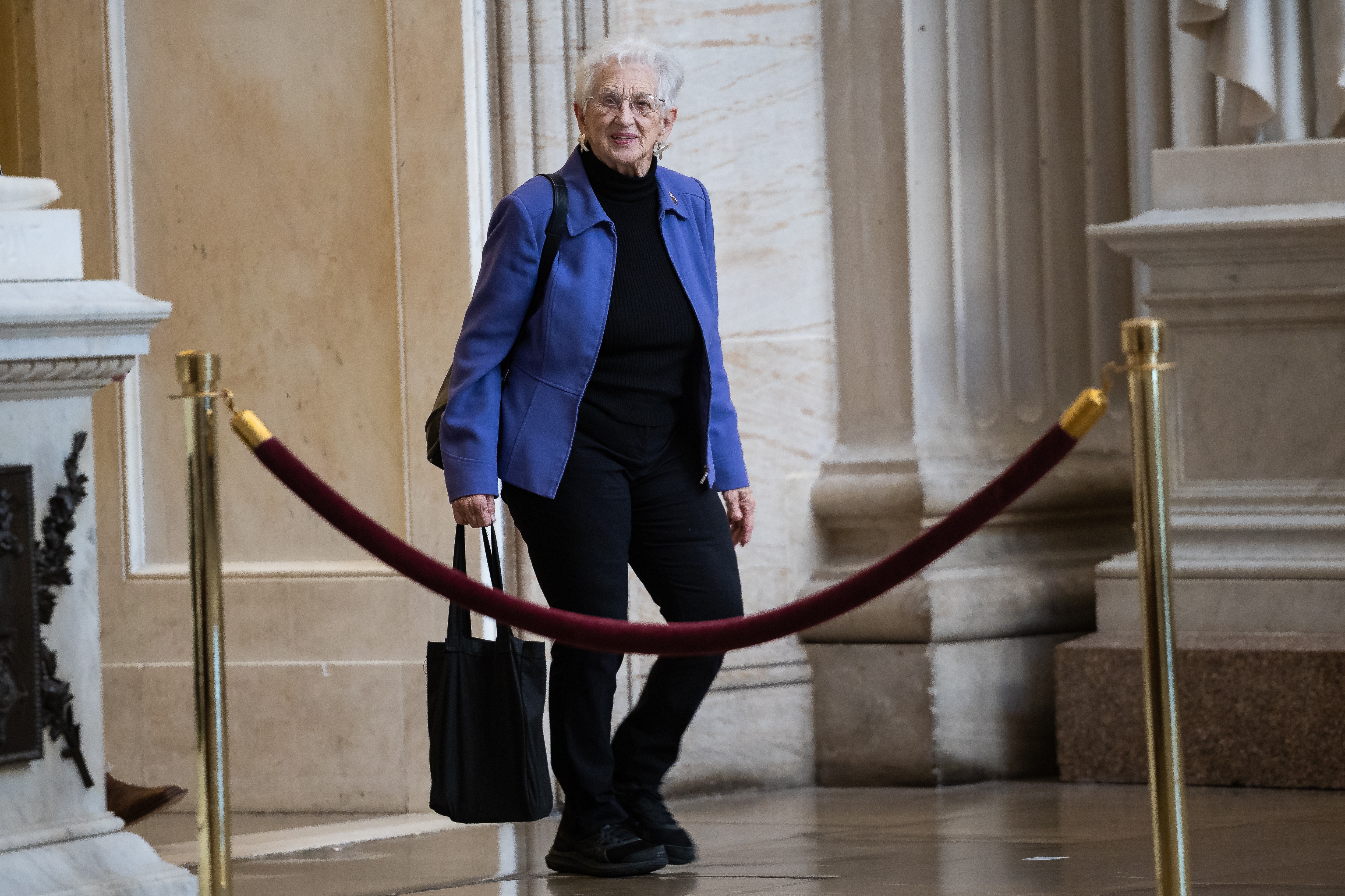 Senate-Passed Funding Bill Gains Foothold in House as Shutdown Deadline Looms
