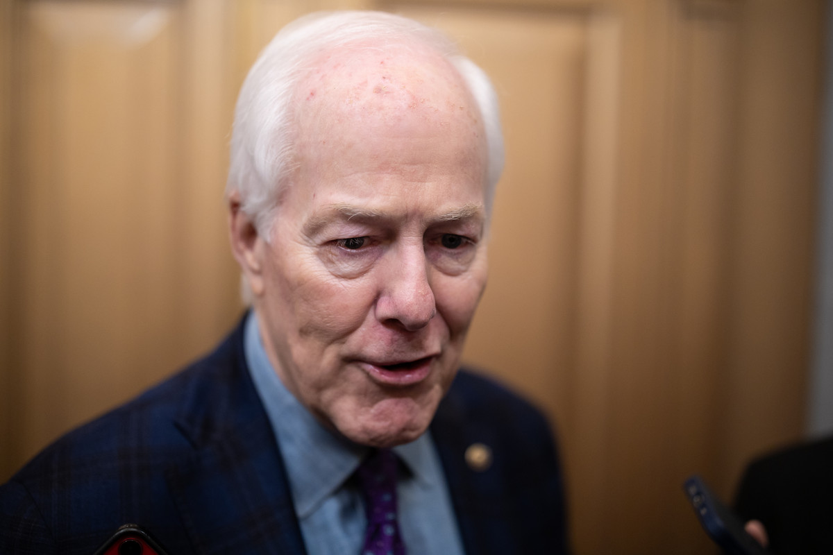 Senate Republicans Prepare to Confront Trump Over Unpassable Election Bill