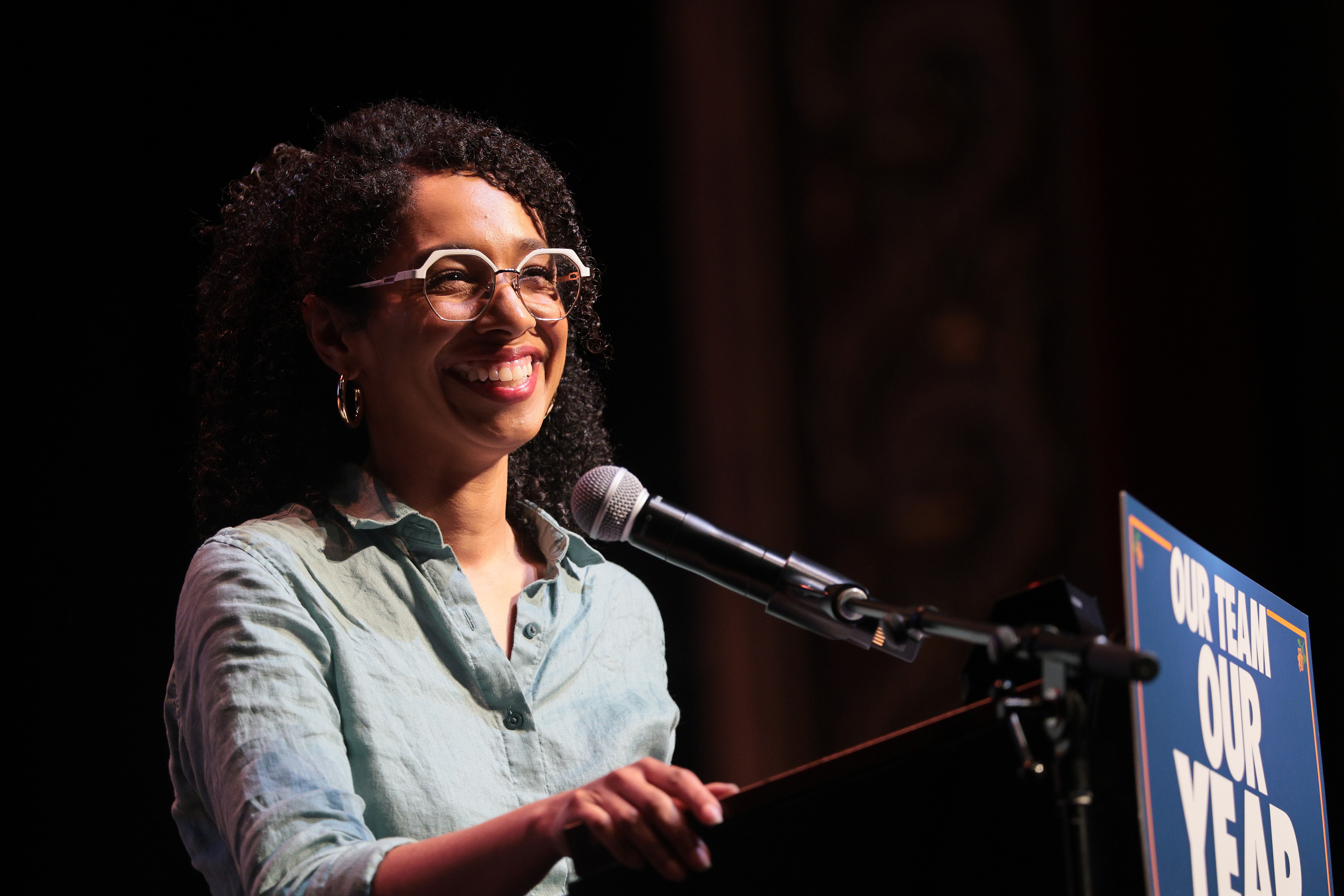 Socialist Insurgent Backed by Mamdani Unseats Congressional Hispanic Caucus Chair in New York Primary
