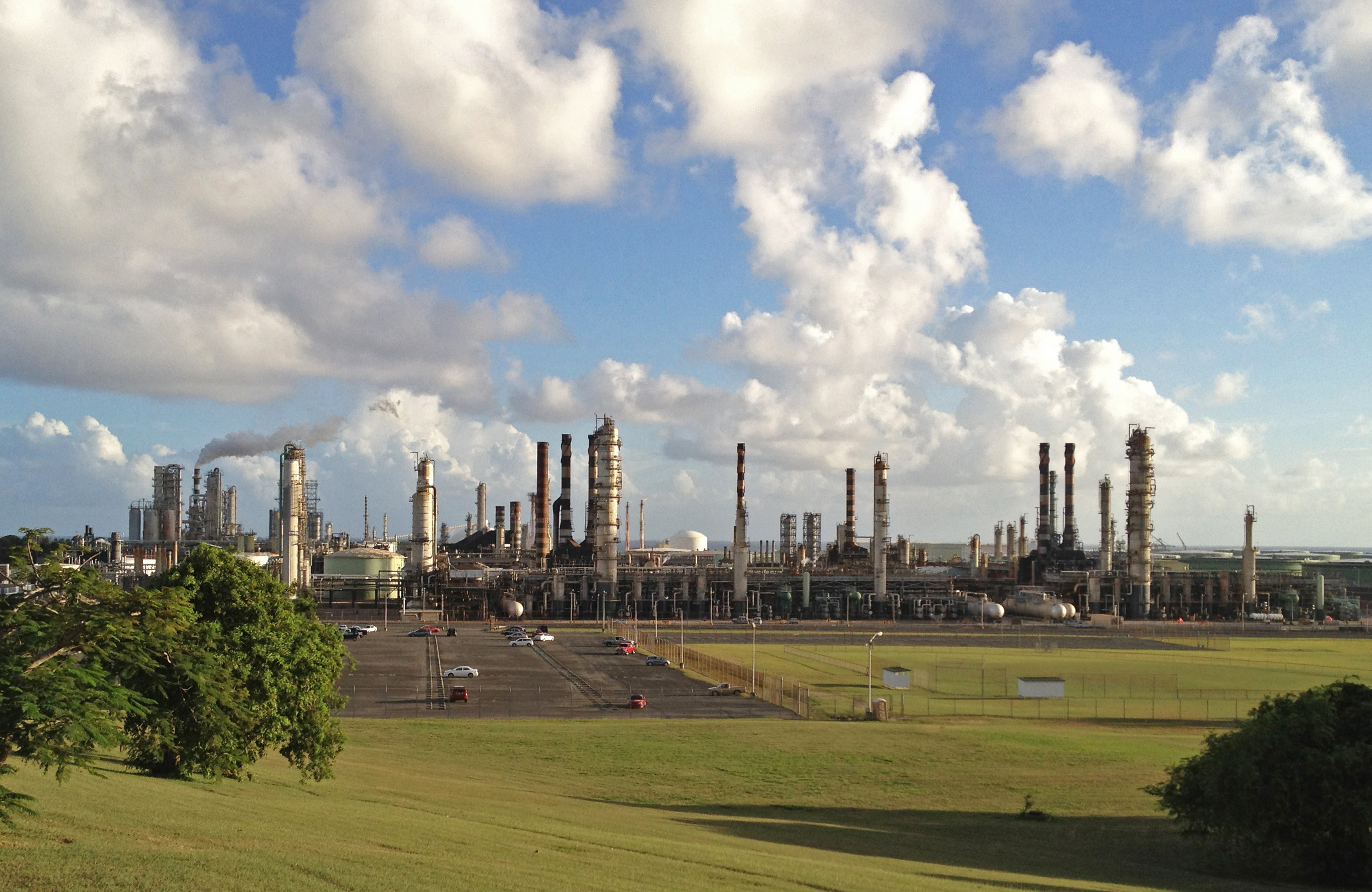 White House seeks private investors to revive idled refineries from California to St. Croix