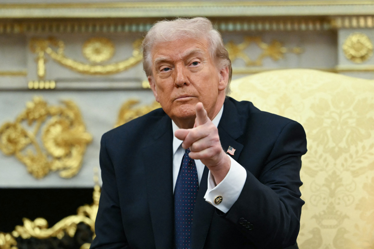 Trump Considers Troop Reduction in Germany After Merz Rebukes Iran War Strategy