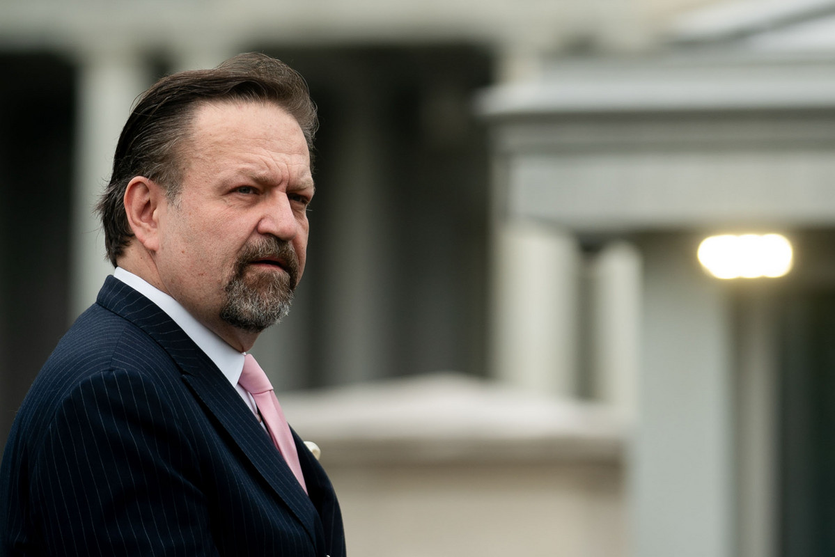 Trump Counterterrorism Strategy Shifts Focus to Left-Wing Groups and Transgender Ideology
